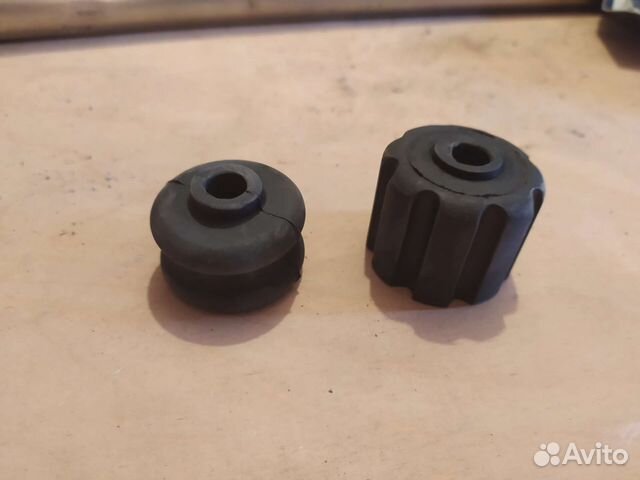 Втулка заднего амортизатора Nissan Sanny B14