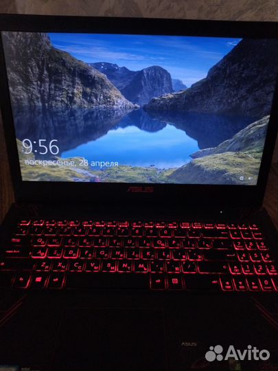 Игровой ноутбук Asus