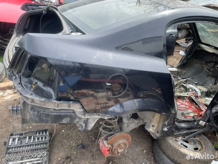 Крыло заднее правое Opel Astra H седан Z16XER 2010