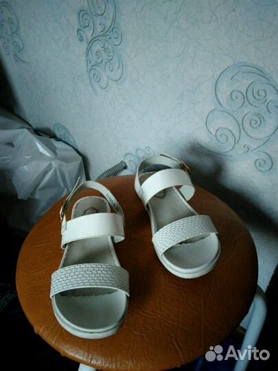 Сандалии