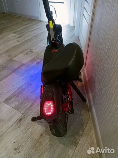 Самокат взрослый электрический