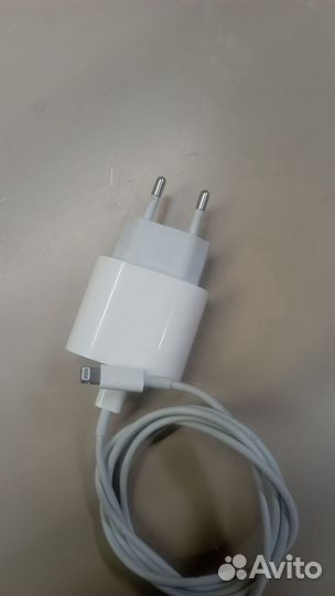 Зарядка на iPhone