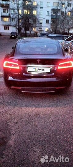 Tesla Model S AT, 2014, 105 664 км