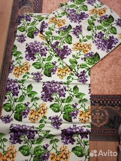 Ковер плюшевый, занавески