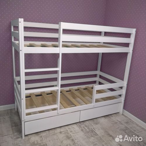 Кровать двухъярусная 