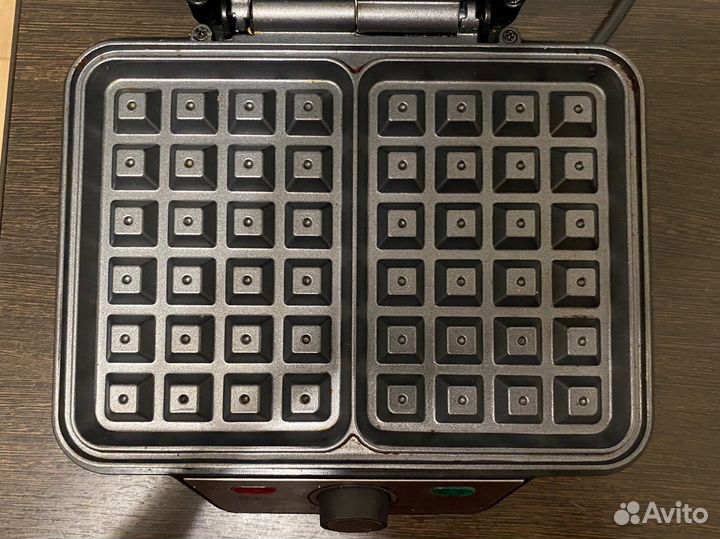 Вафельница Kitfort