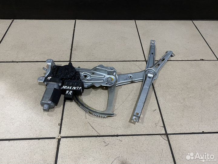 Стеклоподьемник передний правый Opel Astra H