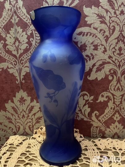 Ваза в стиле Галле