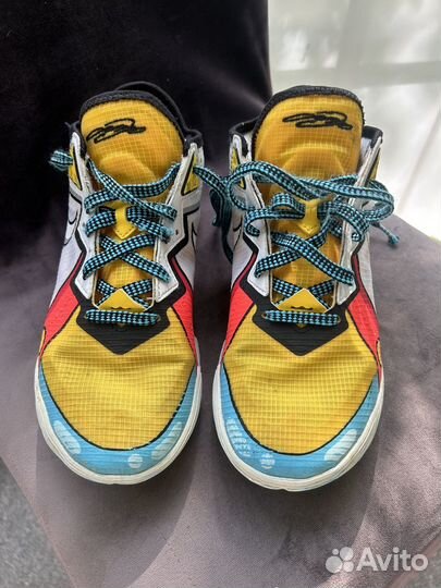 Nike lebron 18 low stewie griffin