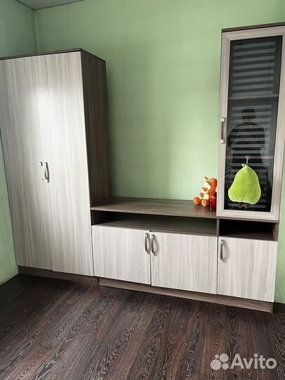 Стенка в гостиную