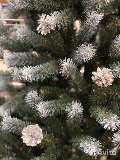 Искусственные елки