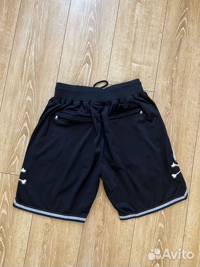 Шорты mastermind