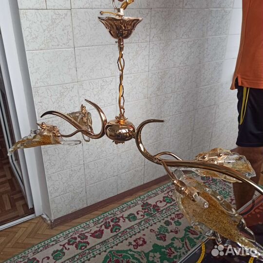 Люстра потолочная