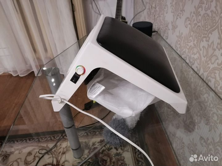 Вытяжка маникюрная Ultimate 7 с подушкой