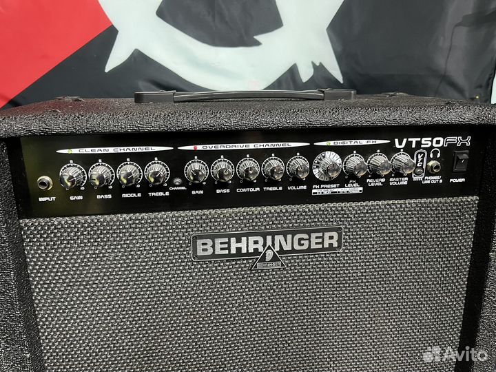 Гитарный комбоусилитель