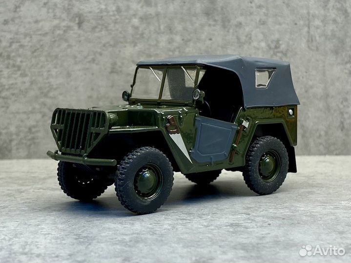 Коллекционная модель нати-ар хаки 1:43