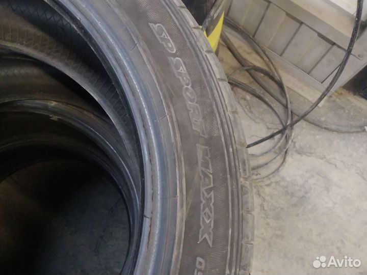 Dunlop SP Sport Maxx 050+ 235/45 R18 98Y