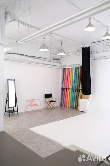 Аренда фотостудии зал wood