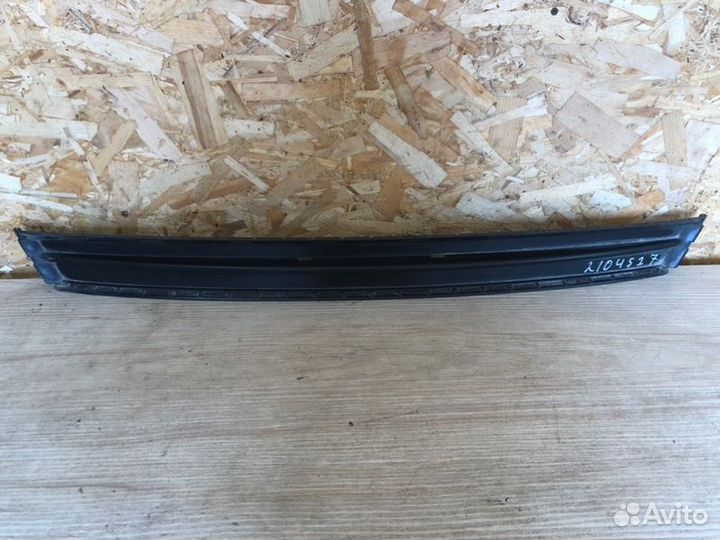 Решетка бампера передняя Lexus Rx