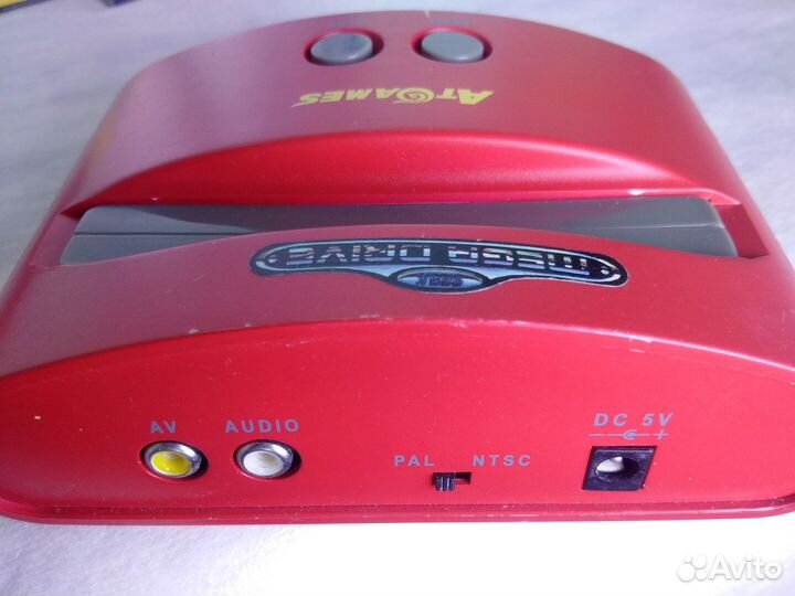 Игровая приставка Sega Mega Drive