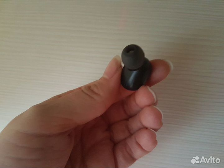 Беспроводные наушники новые