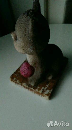 Котёнок с клубком Талисман Нового года