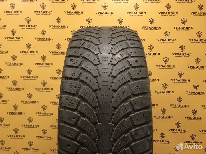 Maxtrek Trek M900 Ice 215/55 R17 98T