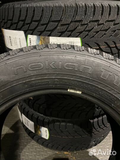 Nokian Tyres Hakkapeliitta R3 SUV 215/65 R17 103R