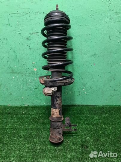 Стойка амортизатора передняя левая Opel Meriva B