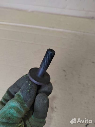 Болт коленвала Mazda 626 GE 1991-1997