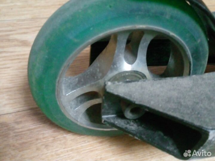 Трюковой самокат парк