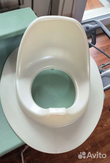 Насадка на унитаз детская