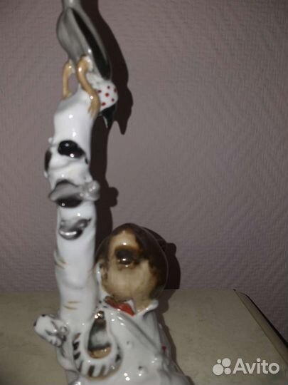 Фарфоровые статуэтки Медведь на воеводстве 1950г