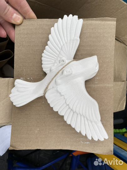 Барельеф птицы