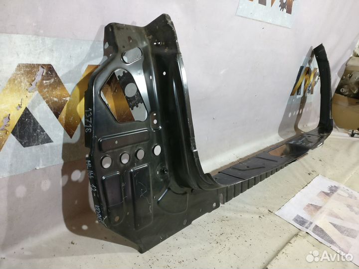 Мерседес ML 166 2011- Панель задняя 13718