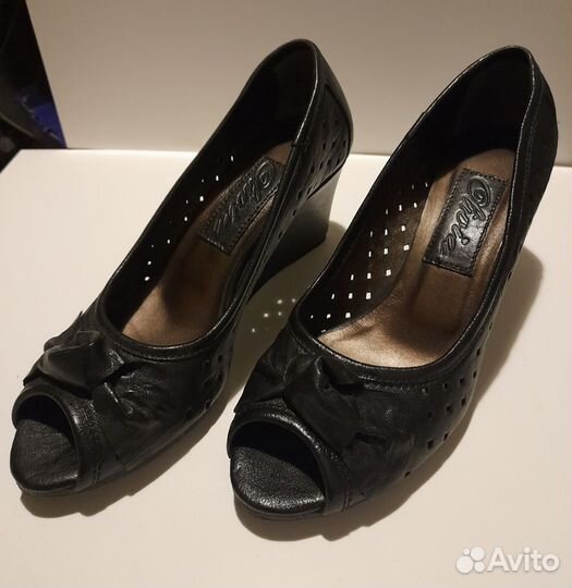 Туфли женские кожаные 38 размер новые