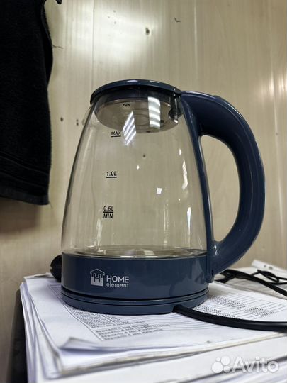 Чайник электрический в идеальном состоянии