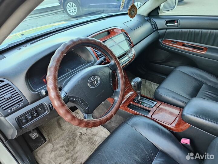 Toyota Camry 2.4 AT, 2004, 200 000 км