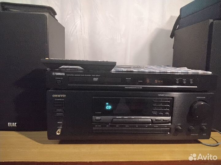 Стерео ресивер onkyo TX8222