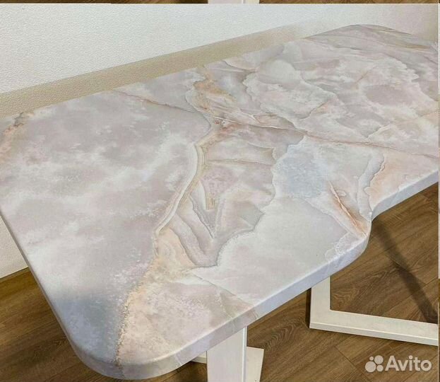 Компьютерный стол 'Everyday Camera'