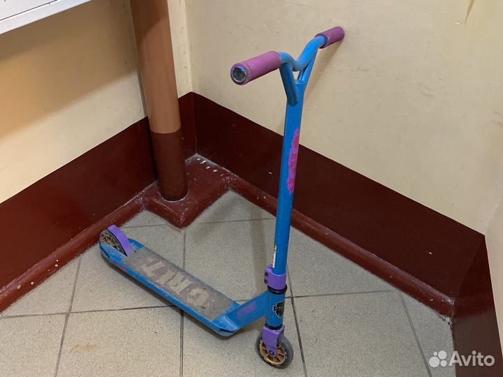 Трюковой самокат