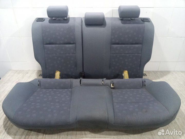 Сиденье заднее Nissan Primera P12E 2002-2007