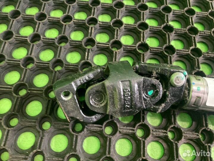 Вал рулевой колонки MAN TGX