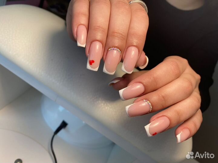 Маникюр