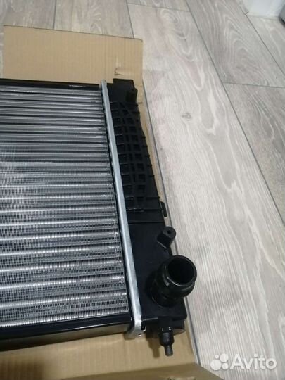 Основной радиатор Ауди А6 С5, А4 Б5 2.4 2.5 2.8