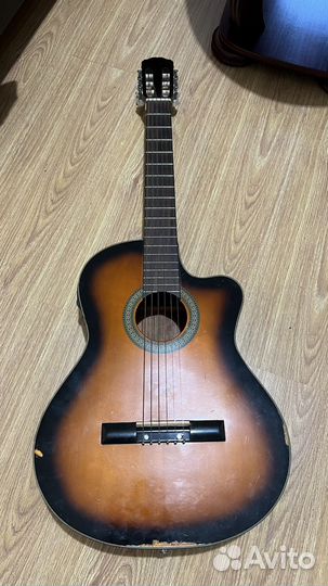 Акустическая гитара бу