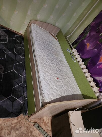 Отдам бесплатно мебель