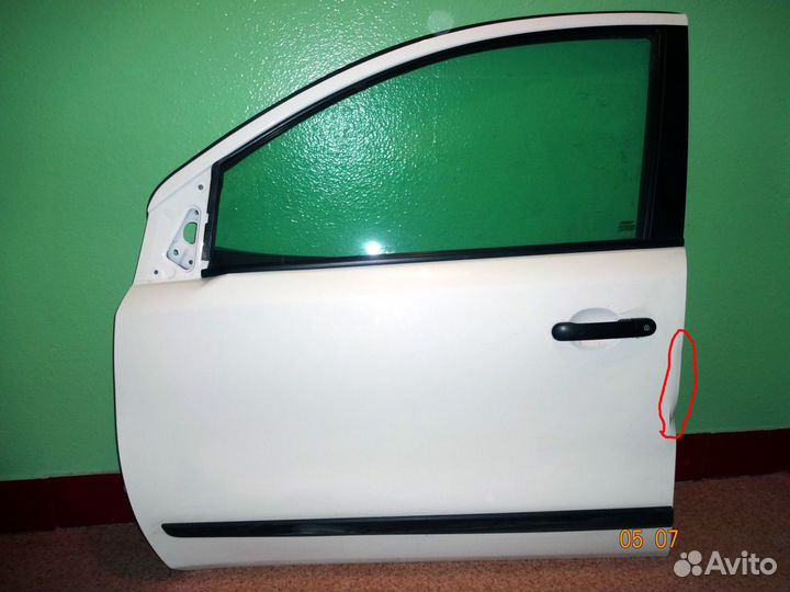 Nissan Note дверь передняя левая