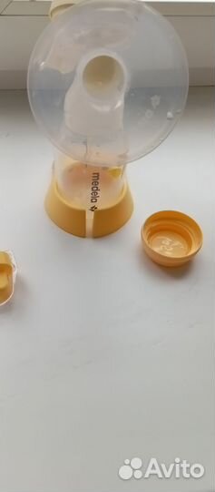 Молокоотсос medela ручной