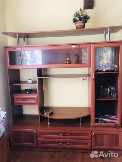 Стенка, комод, тумба под Тв, сервант